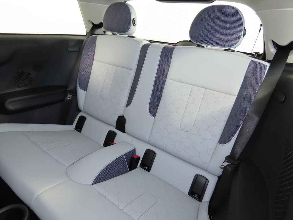 2025 Mini Cooper 2 Door Hardtop Signature photo 22