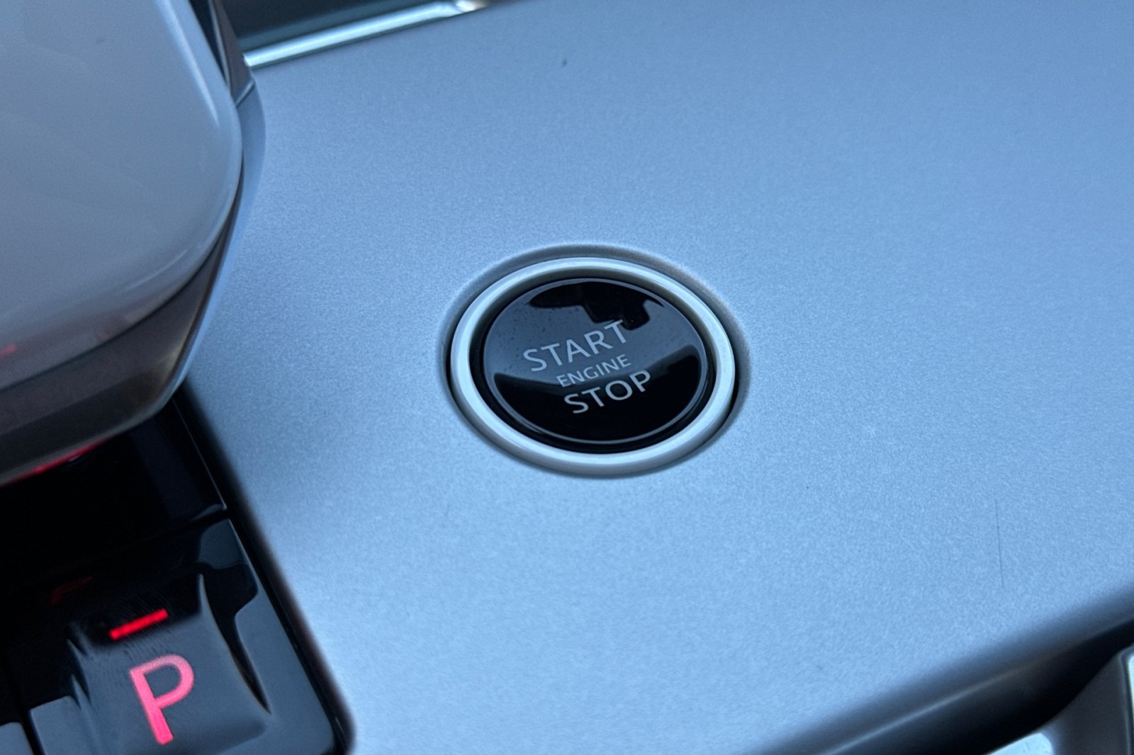 2024 Land Rover Range Rover SV photo 25