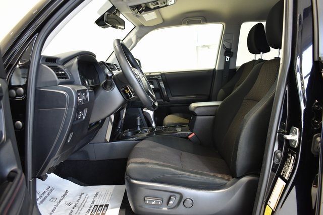 2024 Toyota 4Runner TRD Off-Road photo 17