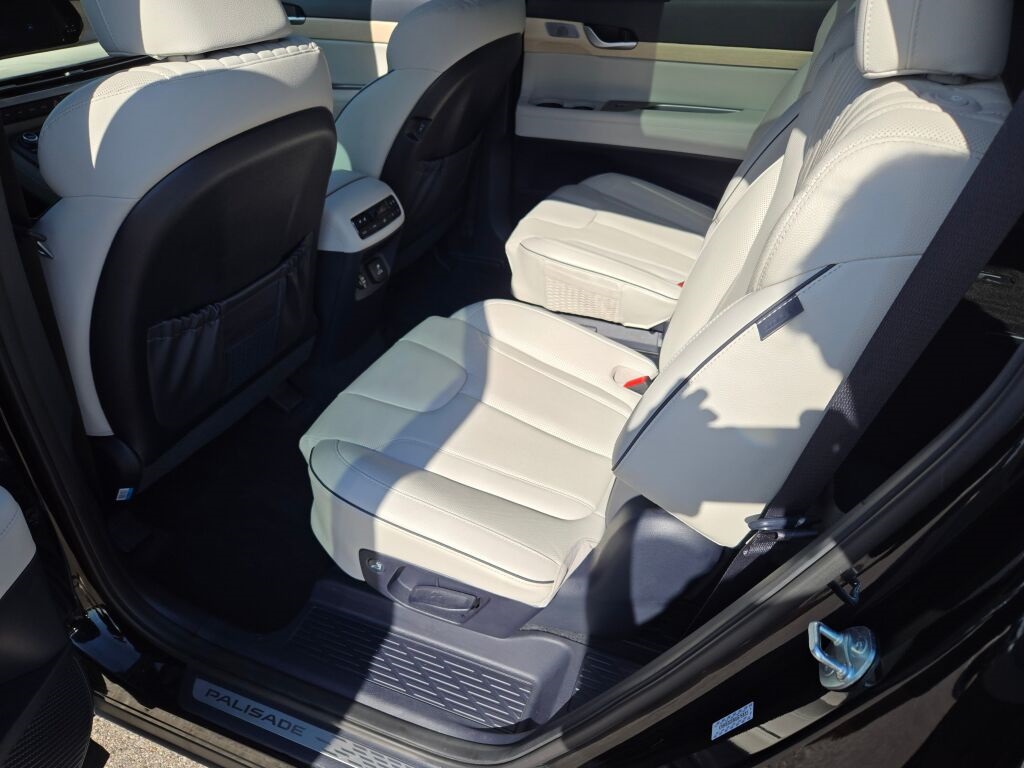 2024 Hyundai Palisade Limited photo 14