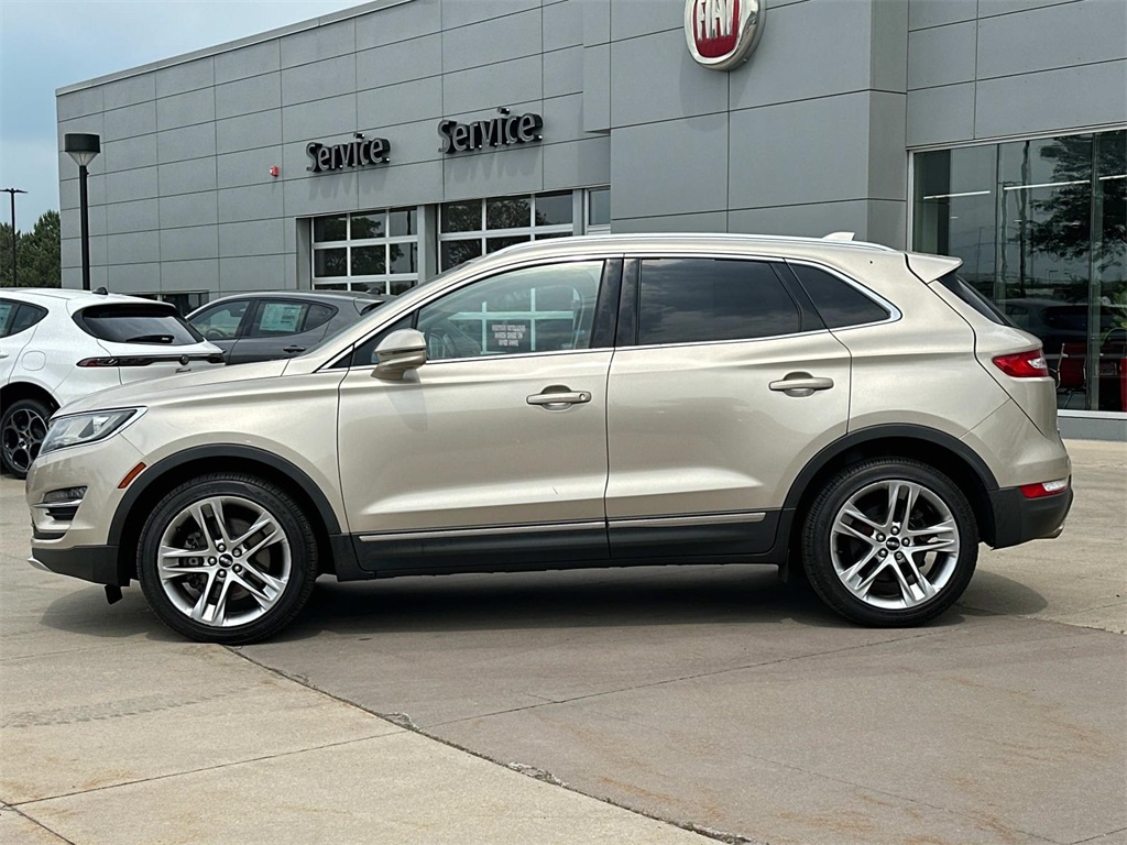 Used 2017 Lincoln MKC Reserve with VIN 5LMCJ3D98HUL03660 for sale in Macomb, MI