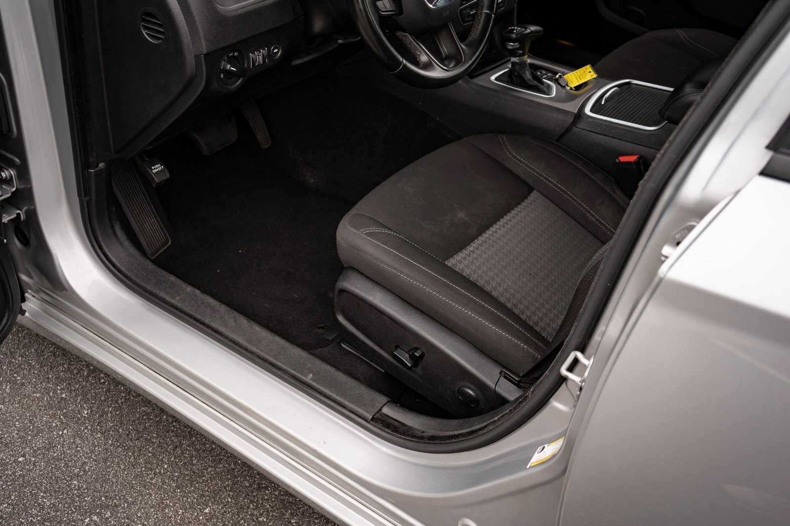 2023 Dodge Charger SXT photo 14