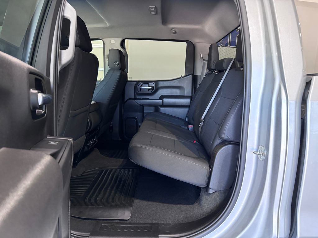 2022 Chevrolet Silverado 1500 LT photo 9