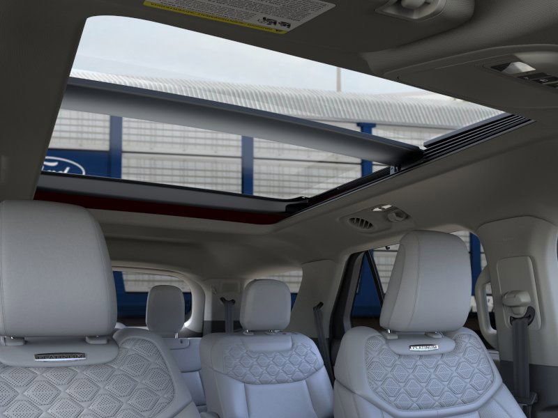 2025 Ford Explorer Platinum photo 22