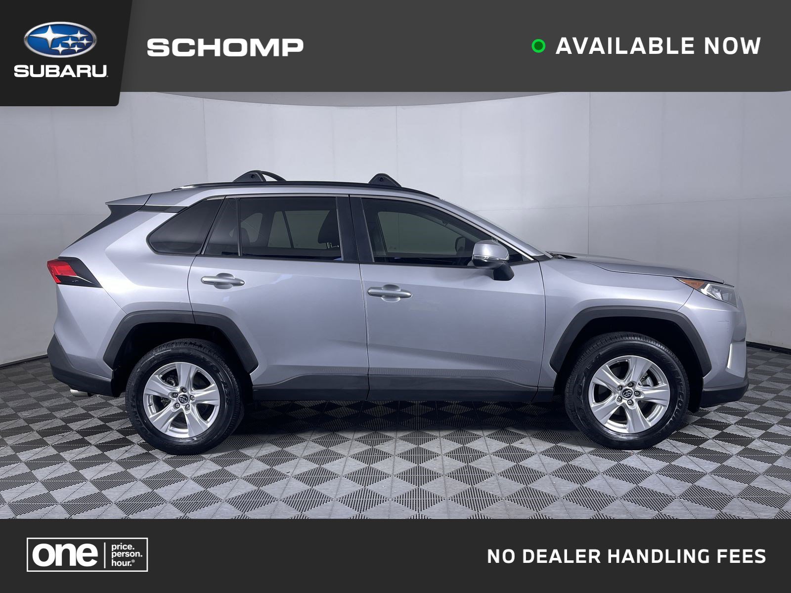 2019 Toyota RAV4 XLE's photo