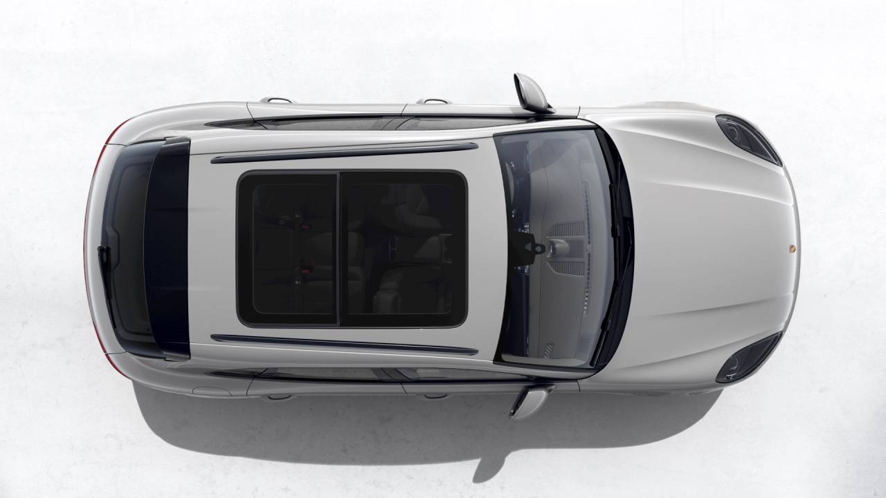 2026 Porsche Macan T photo 4