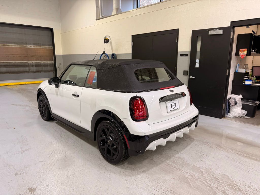 2026 Mini Cooper S Convertible Iconic photo 3