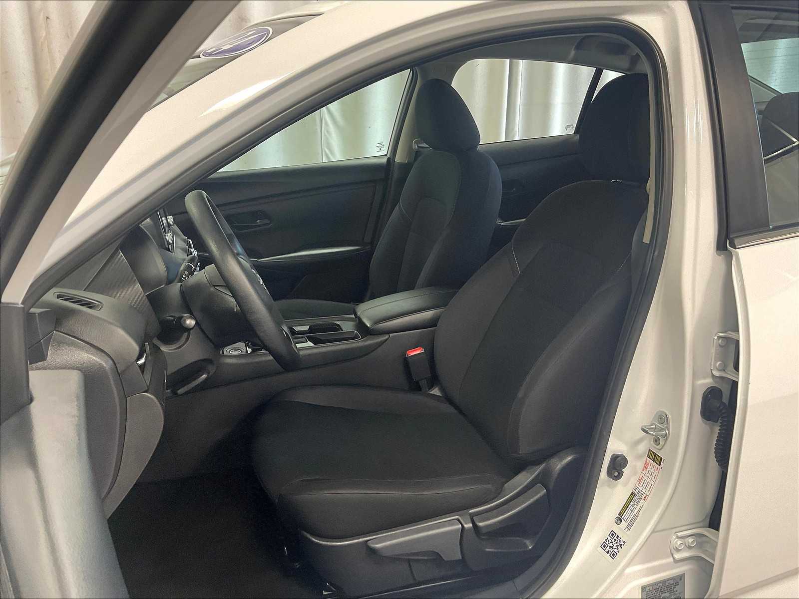 2024 Nissan Sentra S photo 10