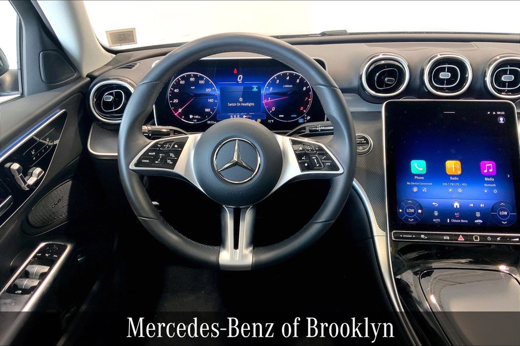 2025 Mercedes Benz C 300 4MATIC photo 4