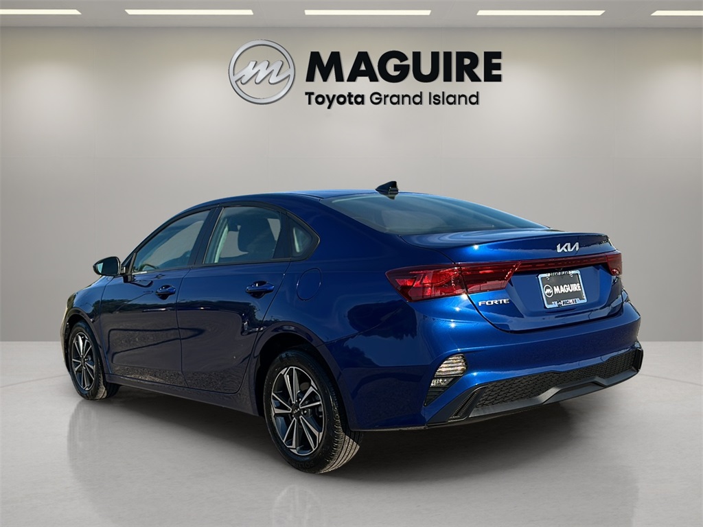 2023 Kia Forte LXS photo 4