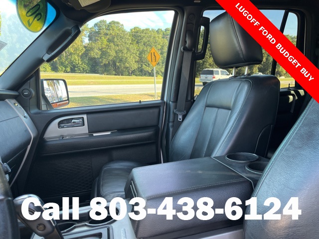 2017 Ford Expedition XLT photo 8
