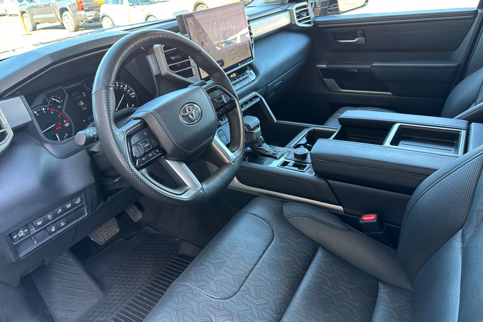 2022 Toyota Tundra Limited photo 10