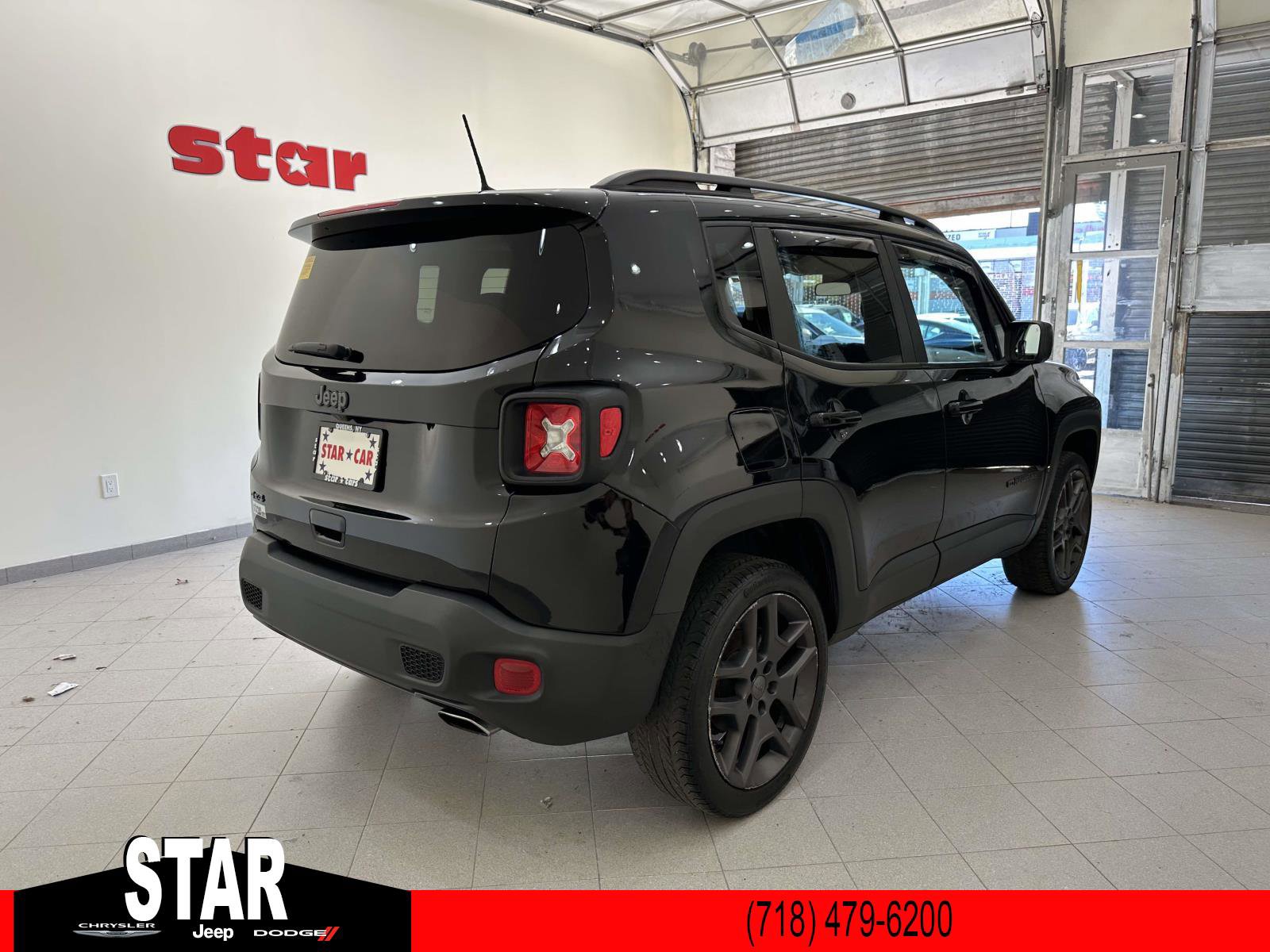 2021 Jeep Renegade Latitude photo 3