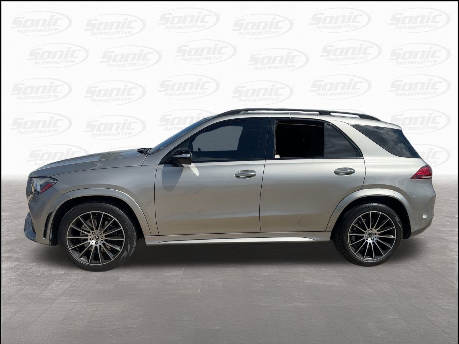 2020 Mercedes Benz GLE 350 photo 2