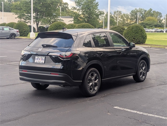 2026 Honda HR-V LX photo 6