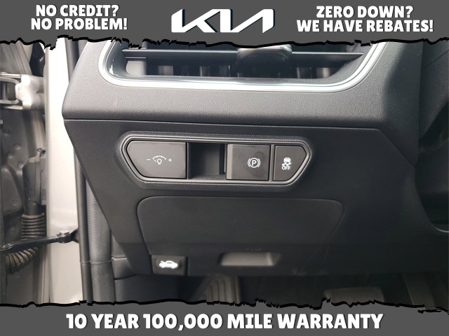 2025 Kia K4 EX photo 19