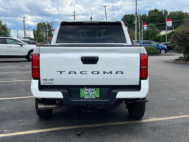 2024 Toyota Tacoma SR5 photo 5