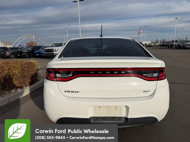 2015 Dodge Dart SXT photo 4