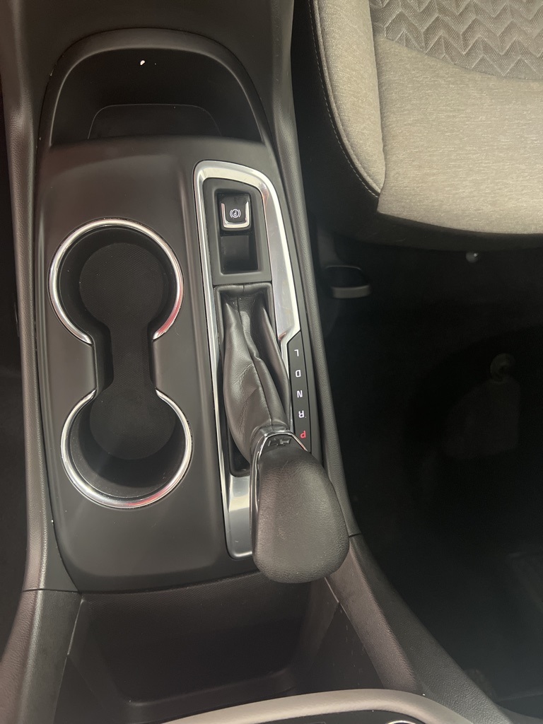2022 Chevrolet Equinox LS photo 18