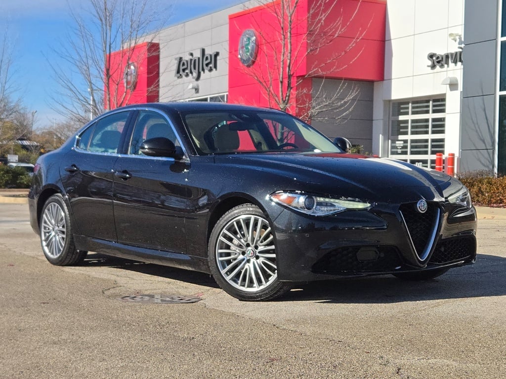 2019 Alfa Romeo Giulia Ti Lusso's photo