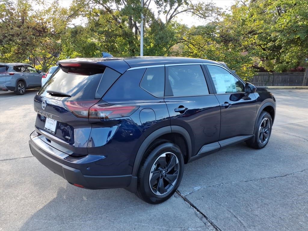 2026 Nissan Rogue SV photo 3