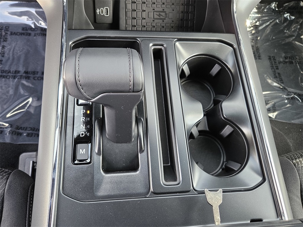 2025 Ford F-150 XLT photo 21