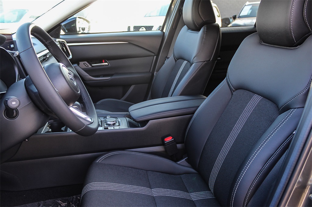2025 Mazda CX-50 Preferred photo 17