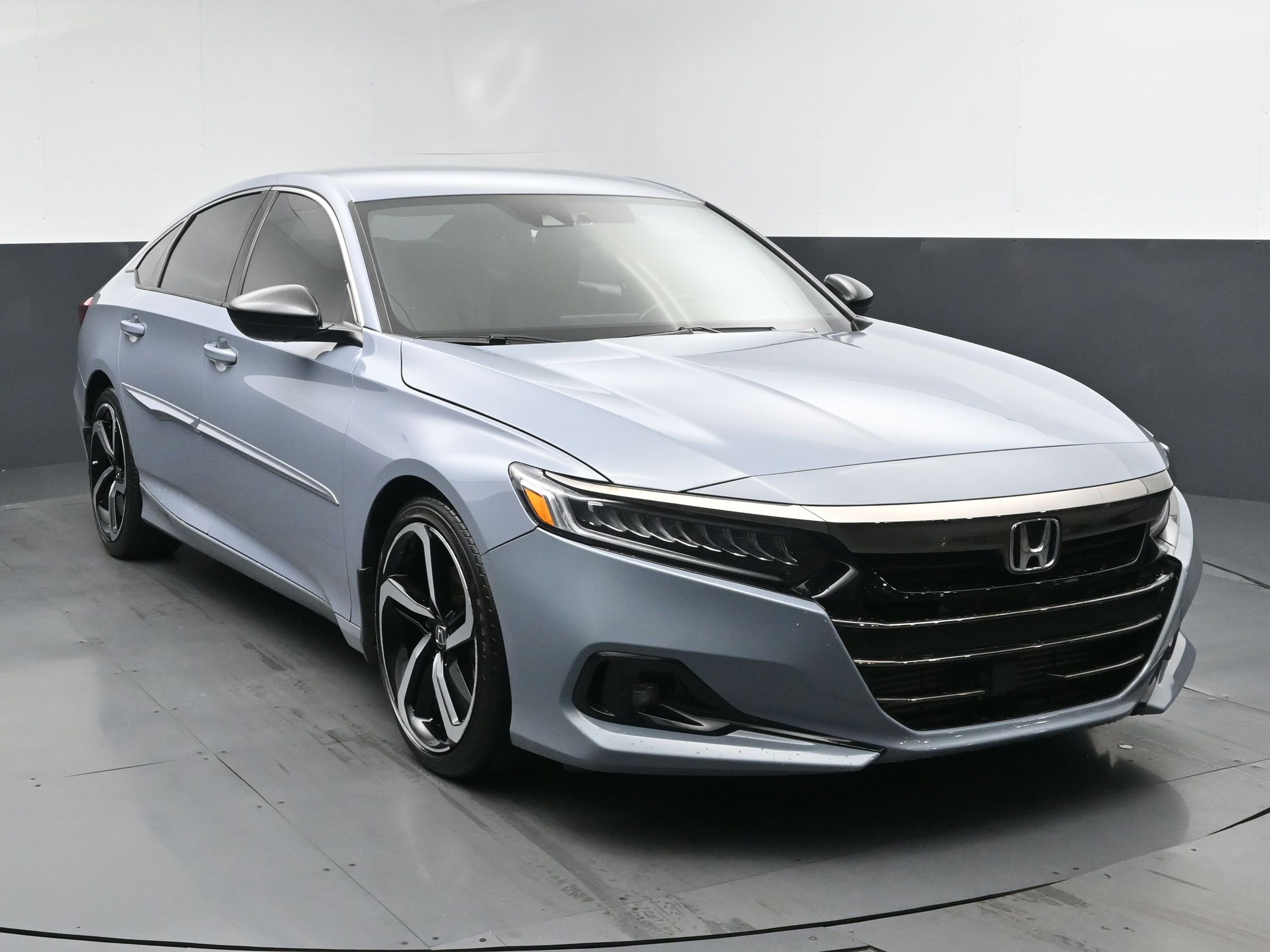 Used 2022 Honda Accord Sport with VIN 1HGCV1F34NA052370 for sale in Kansas City