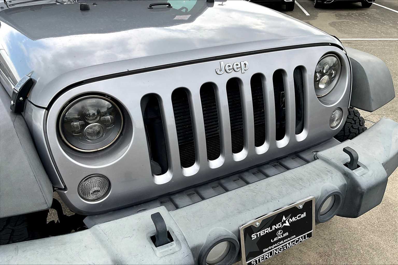 2018 Jeep Wrangler Unlimited Sport S photo 25