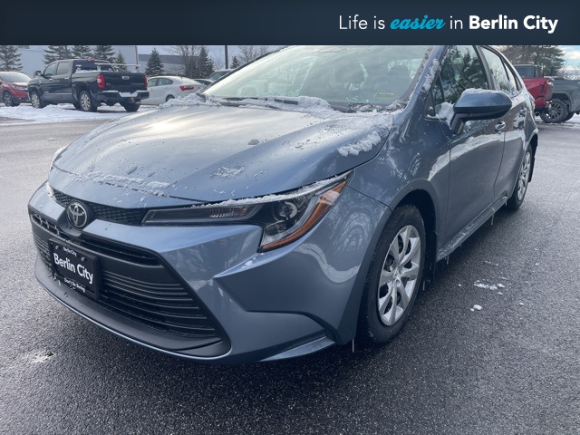 2026 Toyota Corolla LE's photo