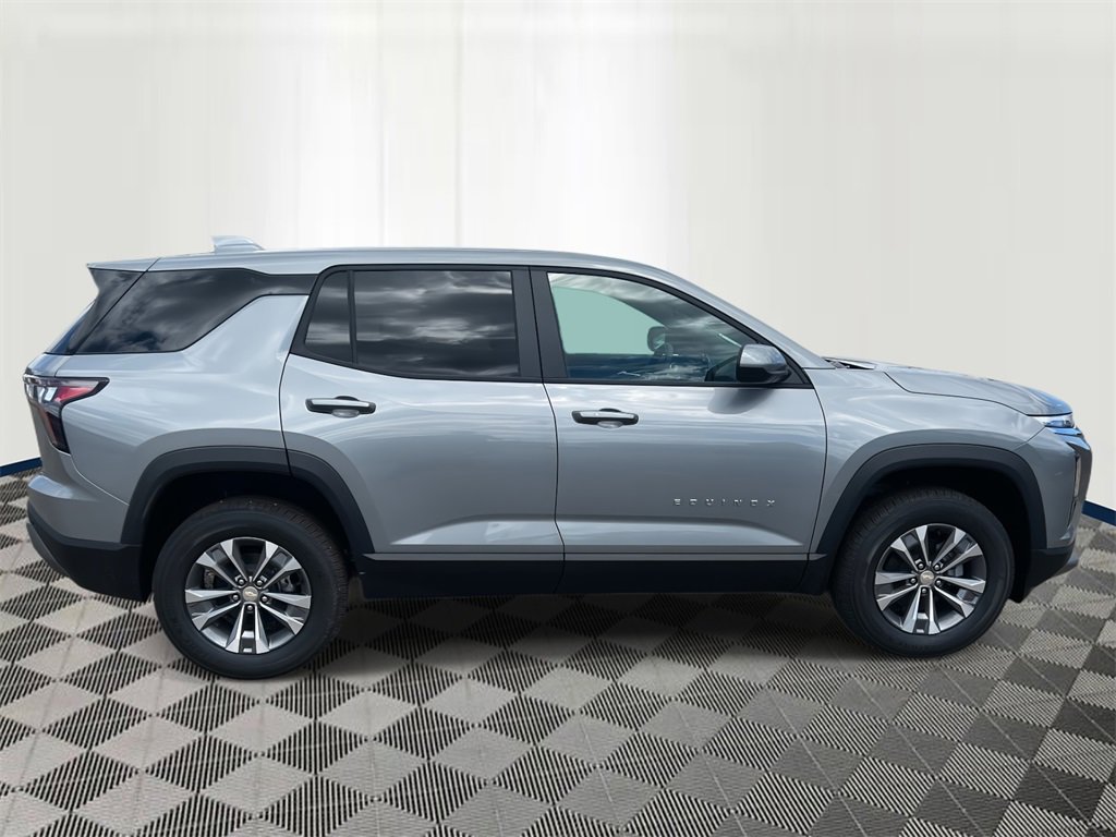 2026 Chevrolet Equinox LT photo 6