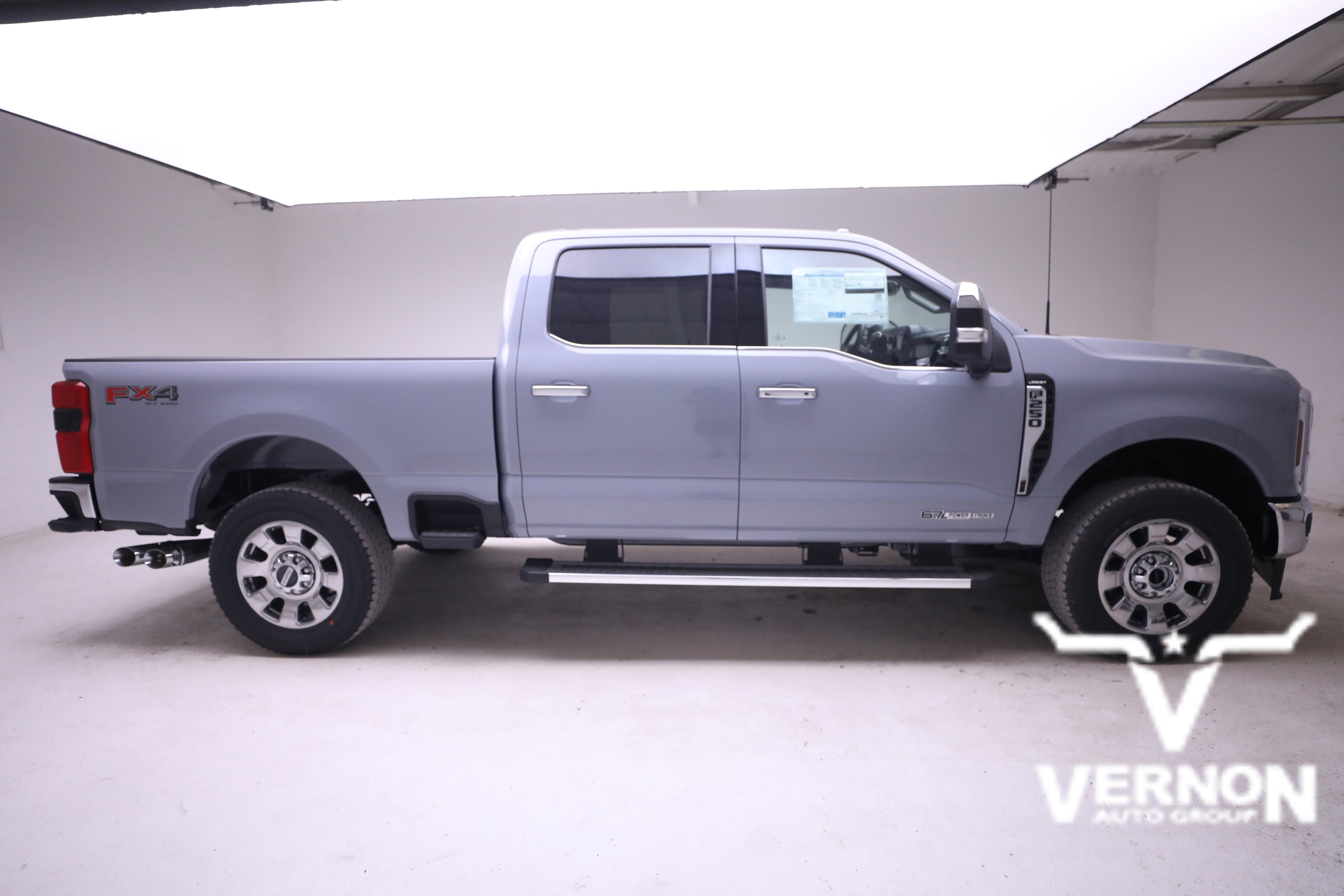 2026 Ford F-250 Lariat FX4 photo 2