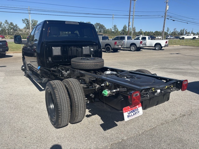 2026 Ram 3500 Tradesman photo 2