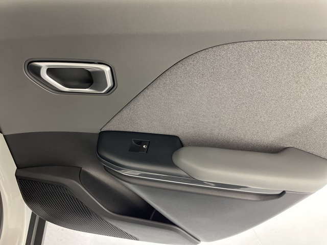 2025 Kia K4 EX photo 37