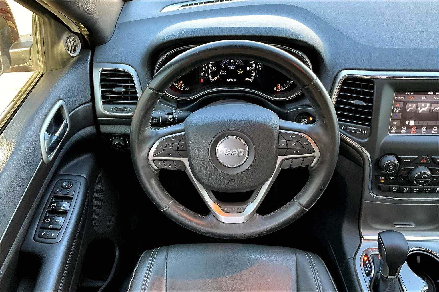 2018 Jeep Grand Cherokee Laredo photo 5
