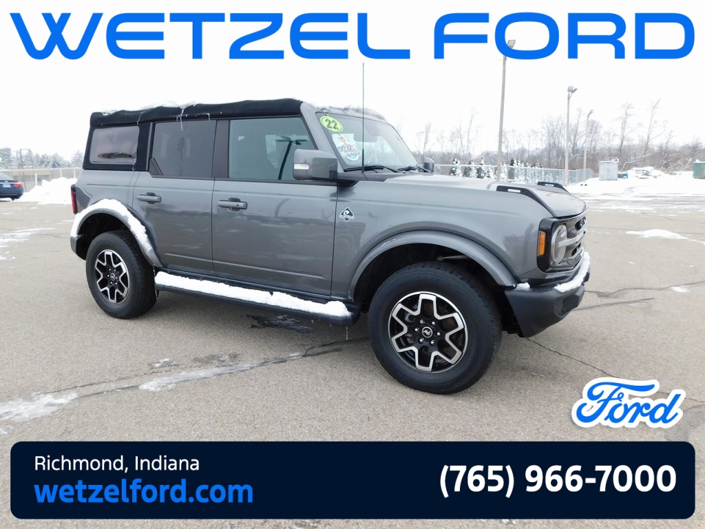 2022 Ford Bronco 4-Door Outer Banks's photo