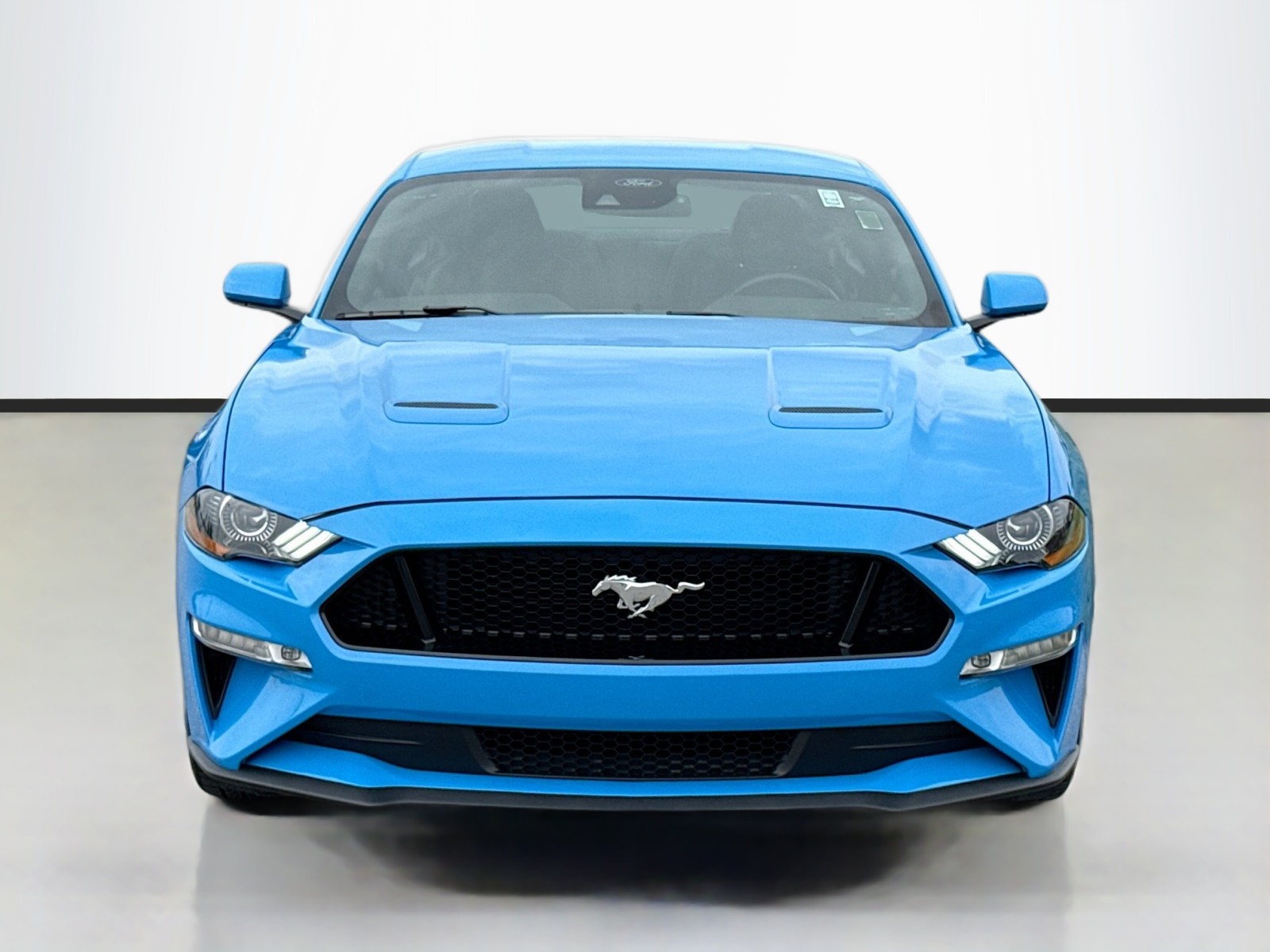 2023 Ford Mustang GT photo 2