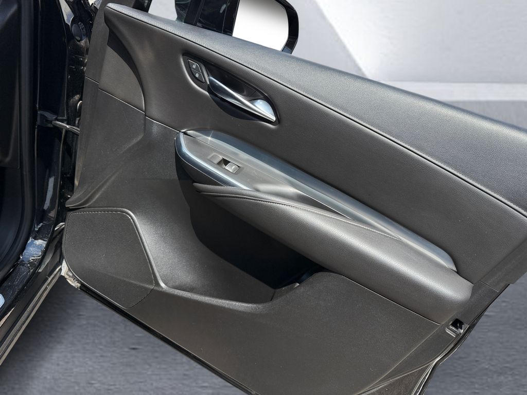 2021 Cadillac XT4 Premium Luxury photo 12