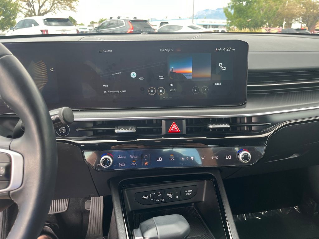 2025 Kia K5 GT-Line photo 10