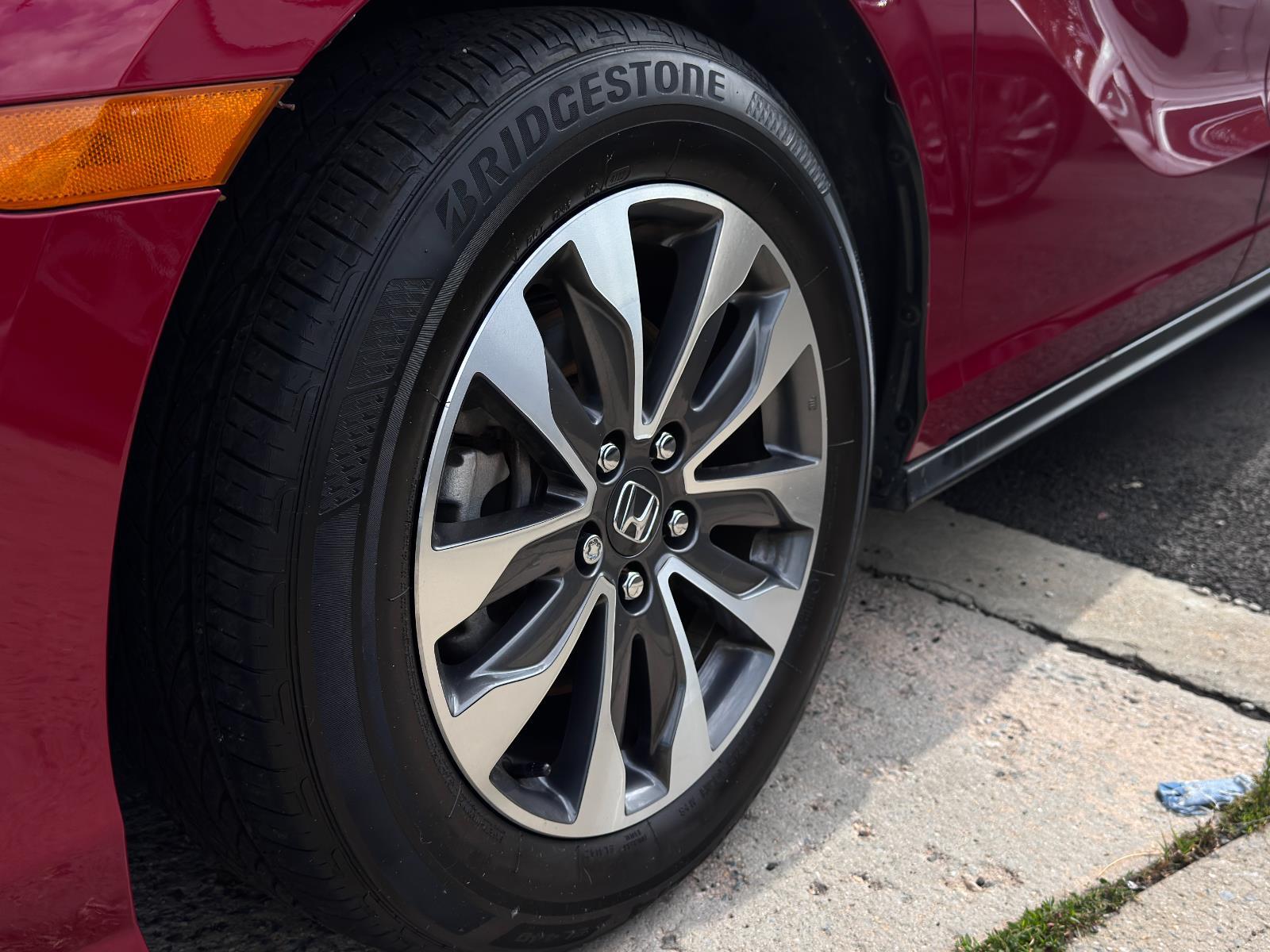 2023 Honda Odyssey EX-L photo 8