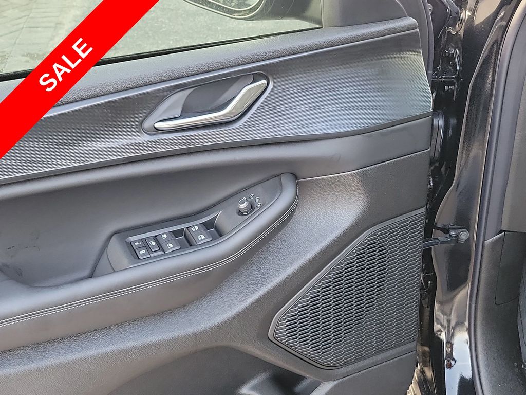2025 Jeep Grand Cherokee Laredo Altitude photo 40