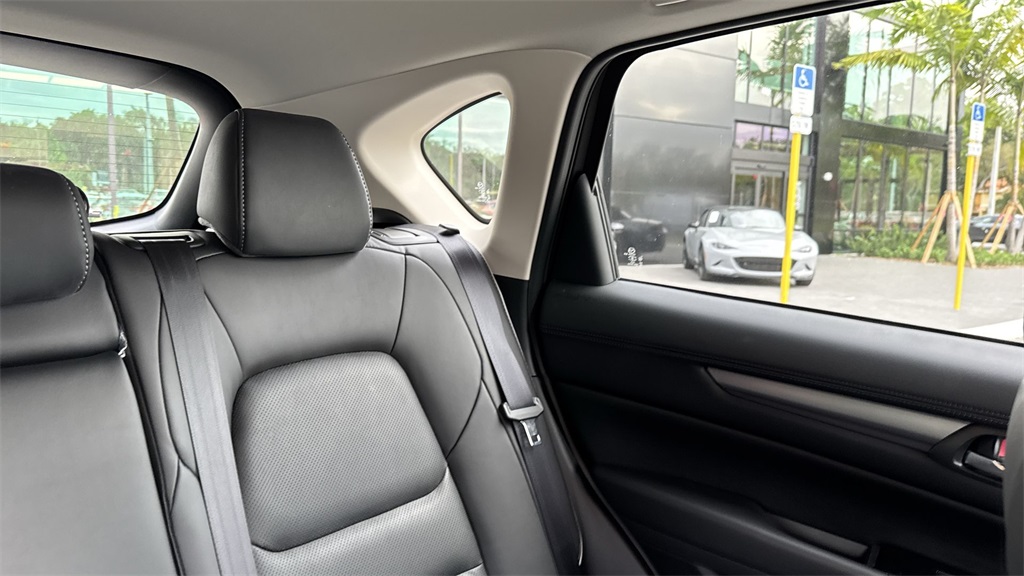 2024 Mazda CX-5 2.5 Select photo 18