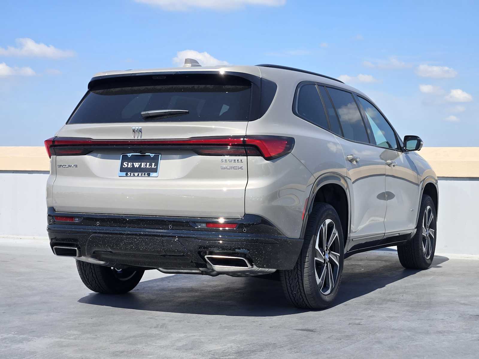 2026 Buick Enclave Sport Touring photo 4
