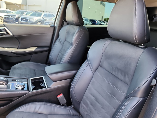 2022 Mitsubishi Outlander SE photo 13