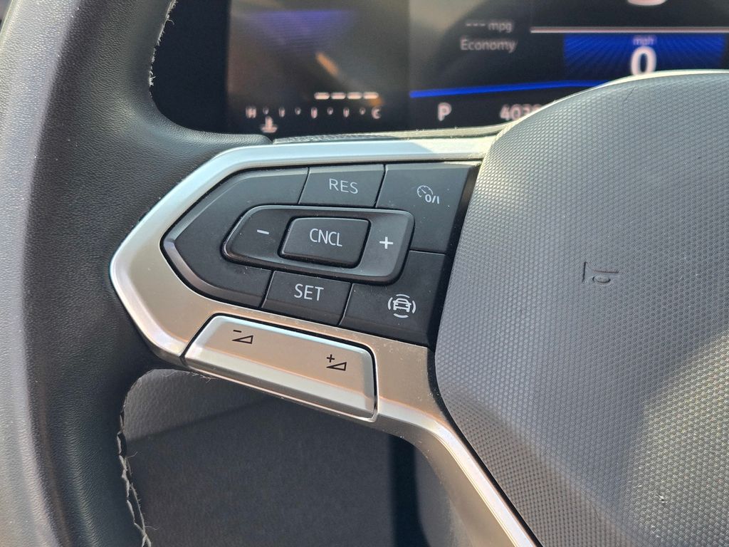 2023 Volkswagen Atlas SE photo 29