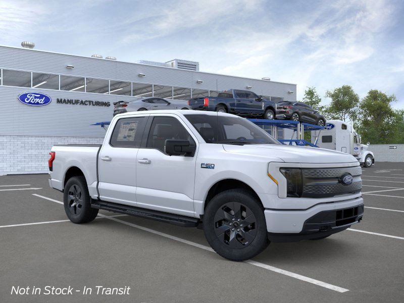 2025 Ford F-150 Lightning photo 4