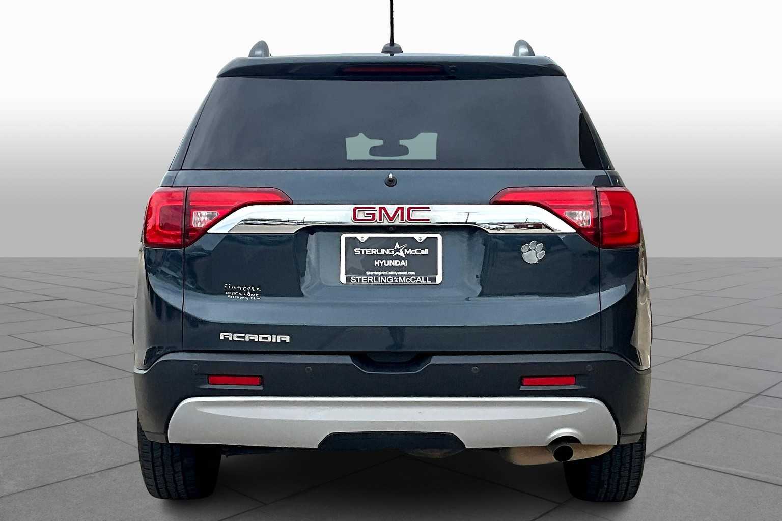 2019 Gmc Acadia SLT photo 2