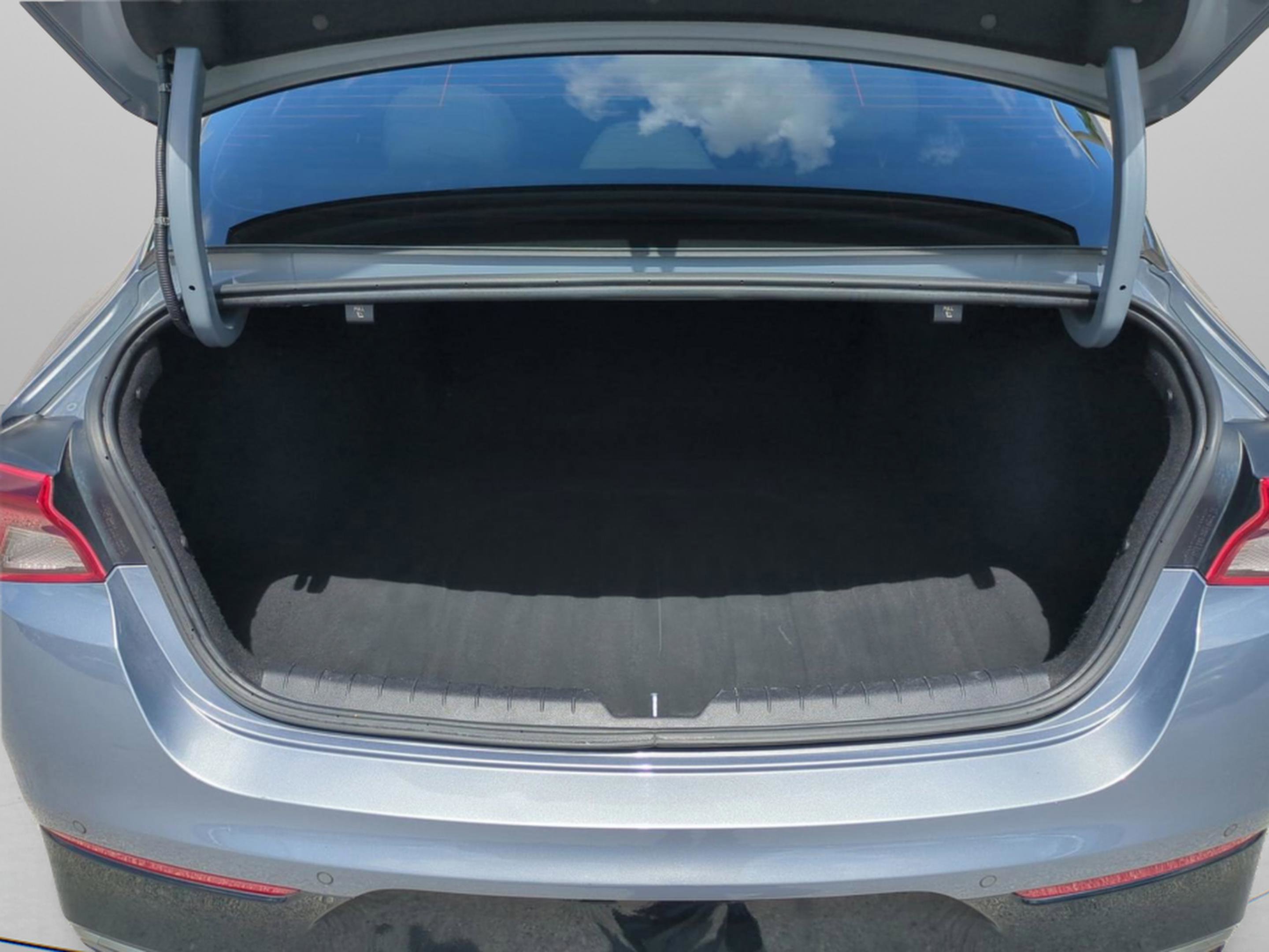 2021 Kia K5 EX photo 13