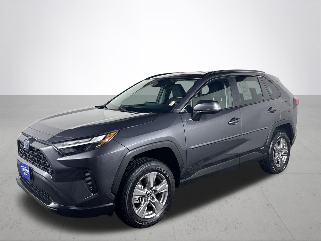 2024 Toyota RAV4 Hybrid LE photo 2