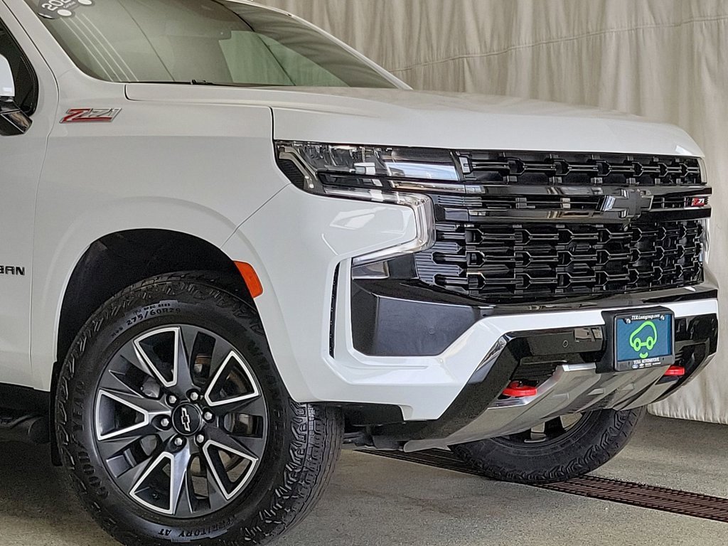 2023 Chevrolet Suburban Z71 photo 2